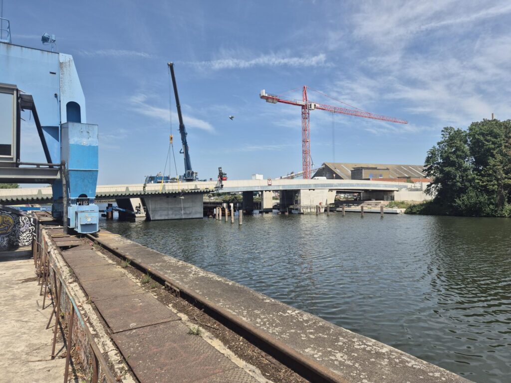 Bouw van de Verapazbrug
